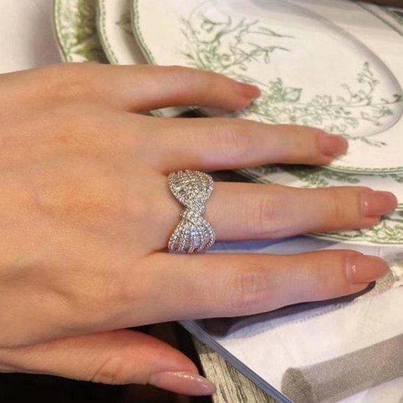 🔥 925 Silver Plated Sparkling Bow Micro Pave CZ Ring for Women, HA4613-6 - Picture 4 of 6